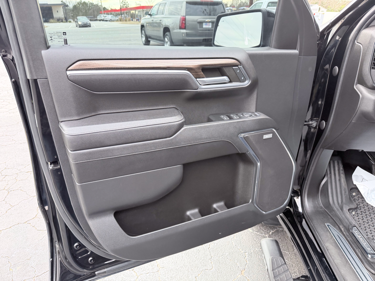 Chevrolet Silverado 1500 RST Crew Cab 4WD 2023