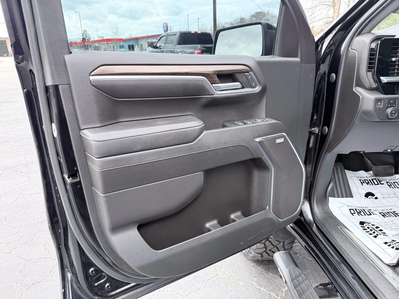 Chevrolet Silverado 1500 RST Crew Cab 4WD 2023