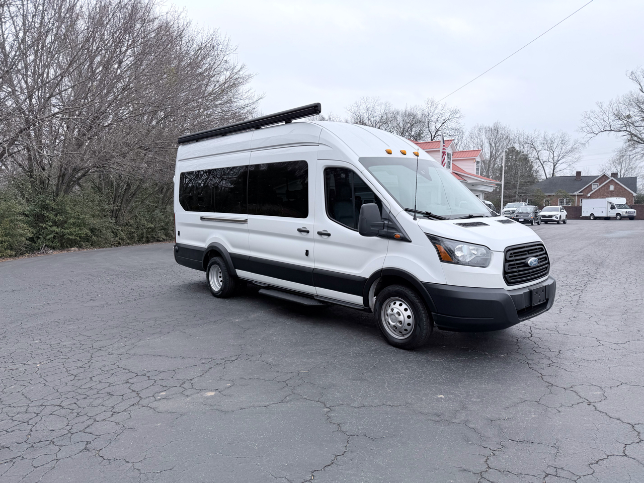 Ford Transit 350 Wagon HD High Roof XL Sliding Pass. 148 WB EL 2019