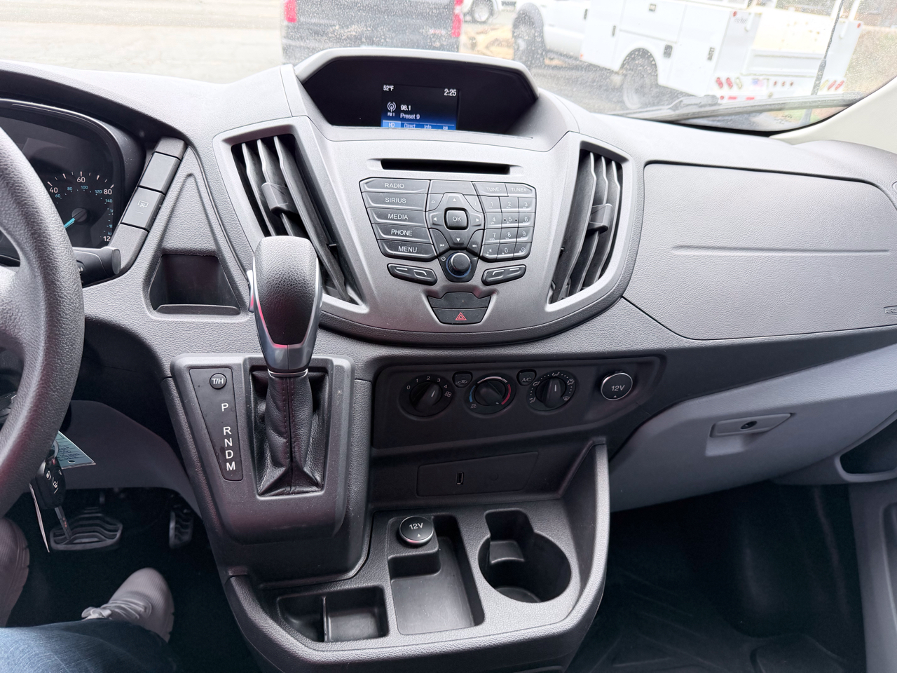 Ford Transit 350 Wagon HD High Roof XL Sliding Pass. 148 WB EL 2019