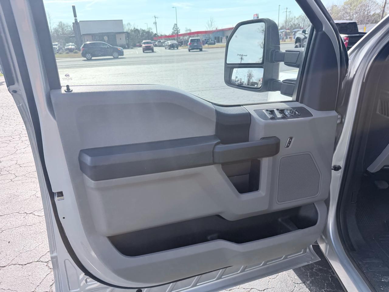 Ford F-250 SD King Ranch Crew Cab 2WD 2017