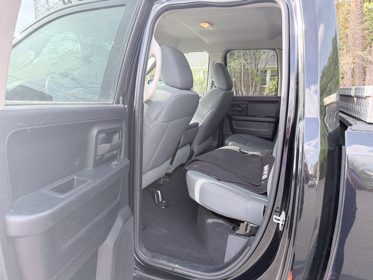 RAM 1500 Tradesman Quad Cab 4WD 2014