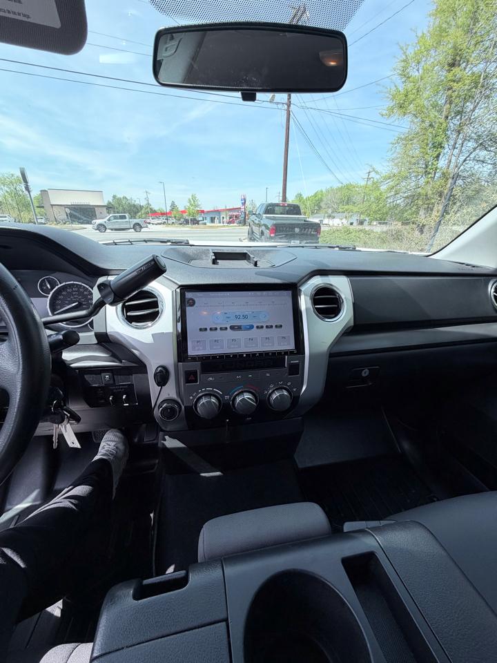 Toyota Tundra SR5 5.7L V8 FFV Double Cab 4WD 2016