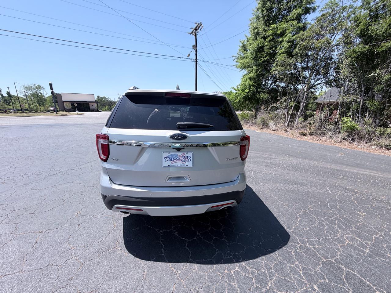 Ford Explorer XLT FWD 2016