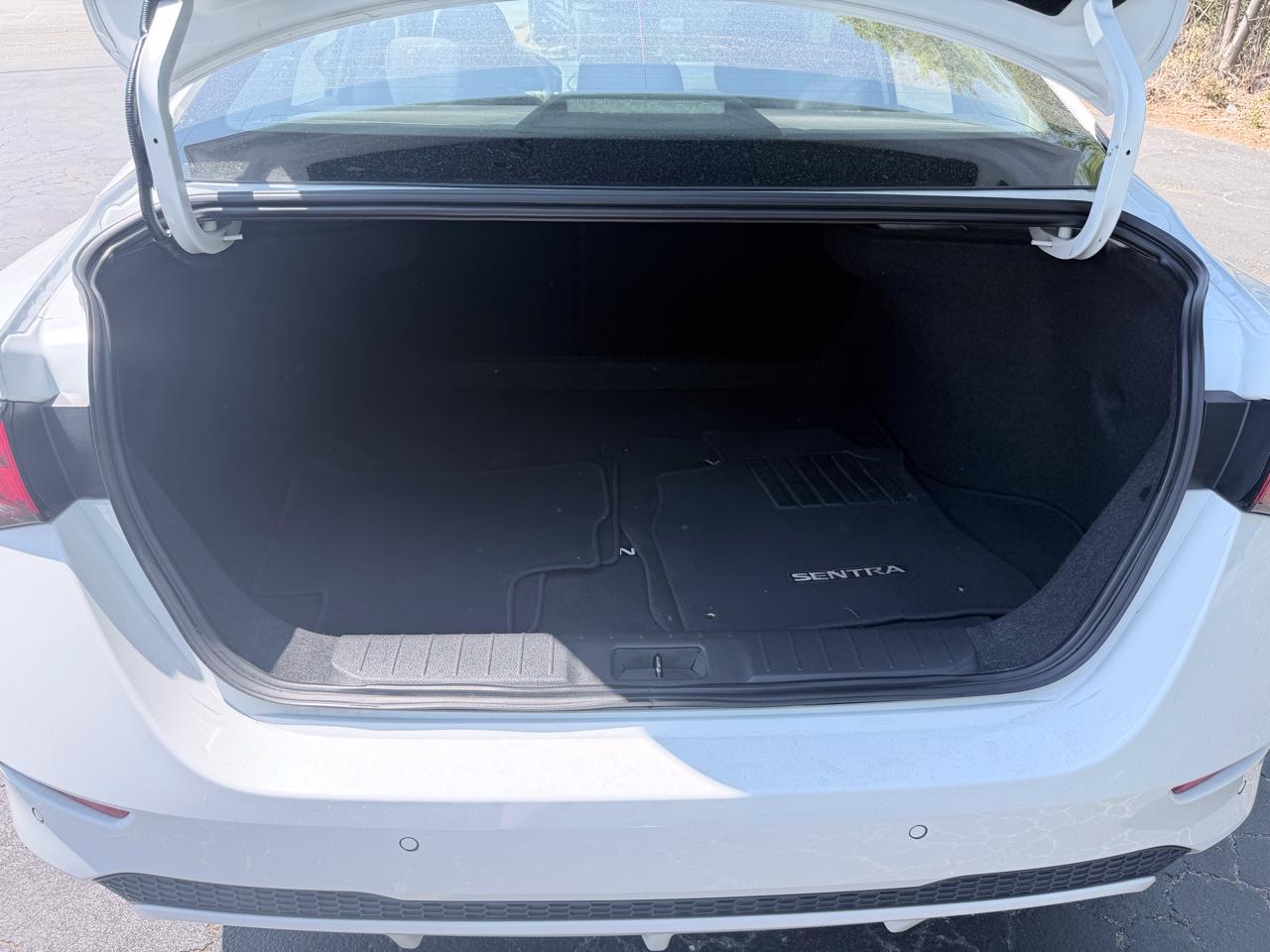 Nissan Sentra SV 2024