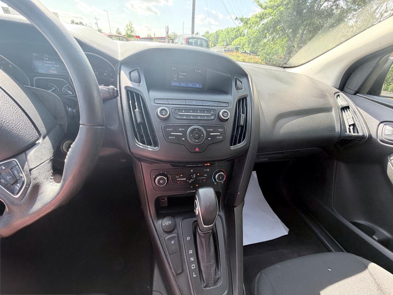 Ford Focus SE Hatch 2018