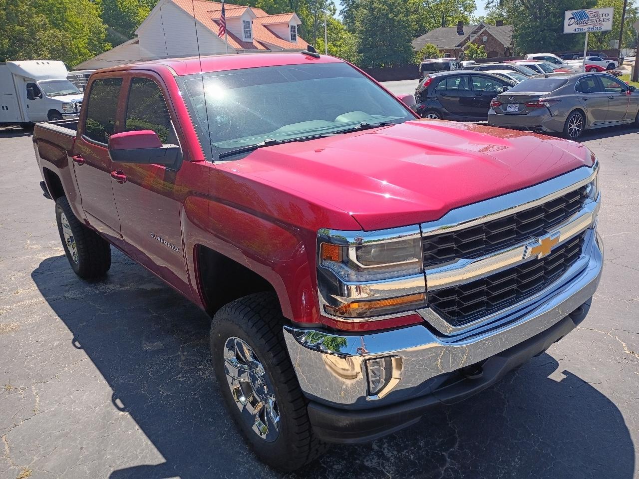 Chevrolet Silverado 1500 LT Crew Cab 4WD 2018