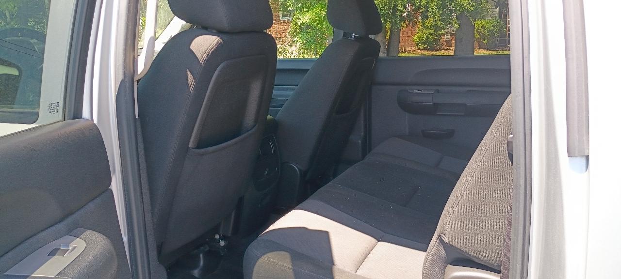 Chevrolet Silverado 2500HD LT Crew Cab 4WD 2011