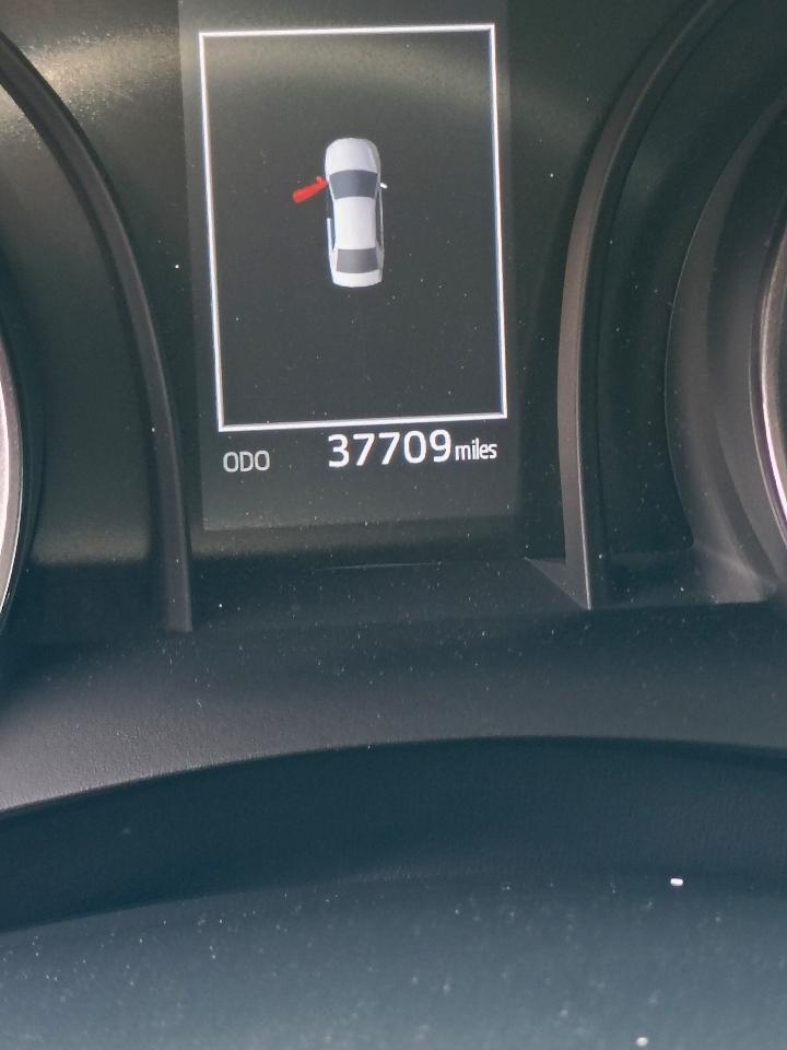Toyota Camry SE 2023