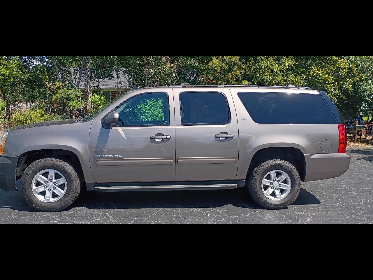 2013 GMC Yukon XL SLT 1/2 Ton 4WD