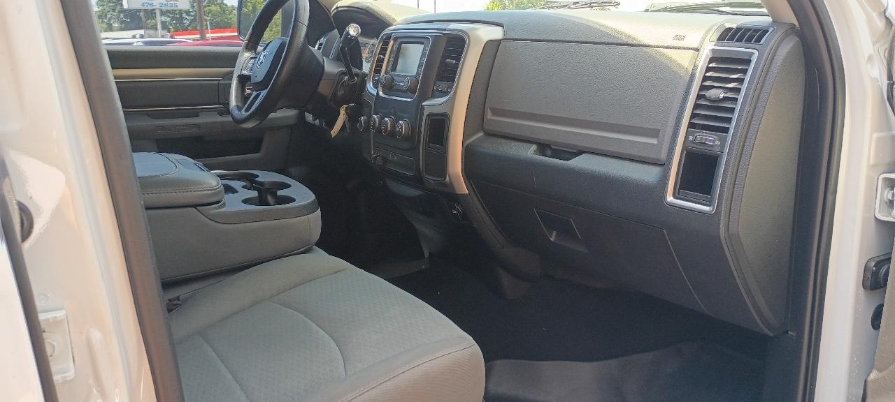 RAM 2500 SLT Crew Cab SWB 4WD 2016