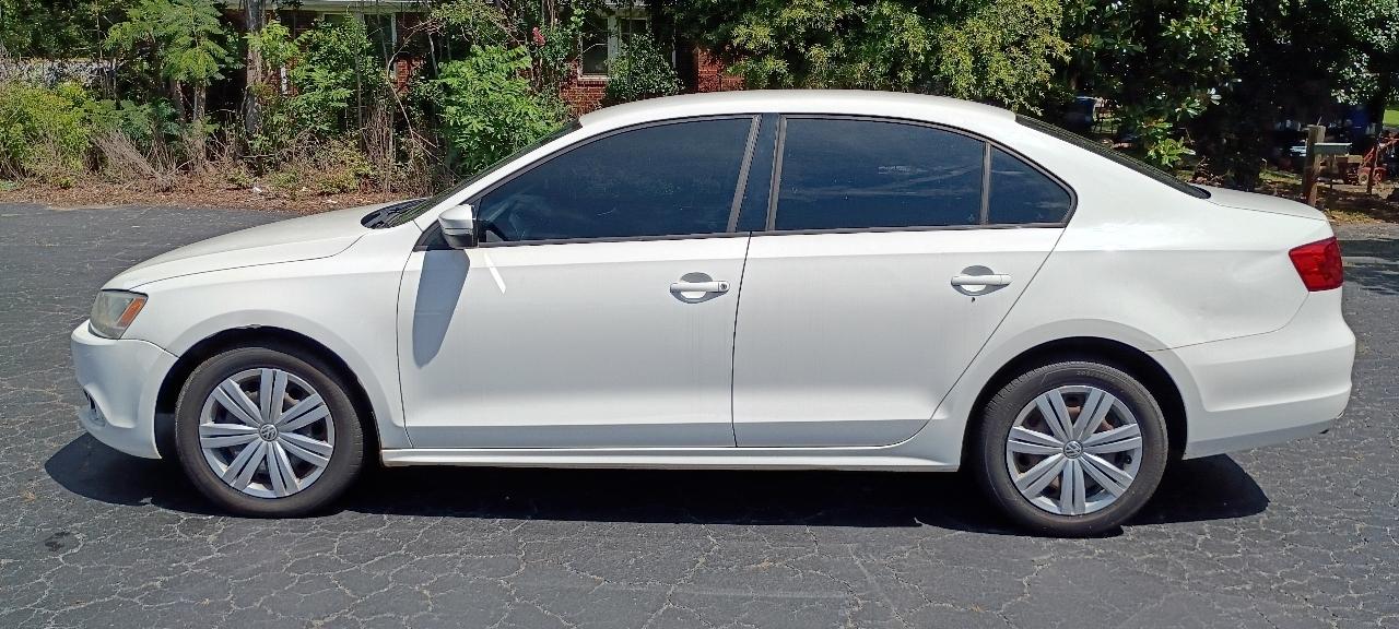 Volkswagen Jetta SE 2012