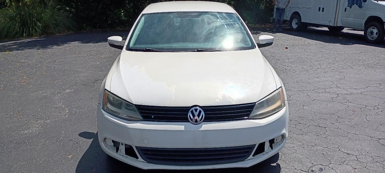 Volkswagen Jetta SE 2012