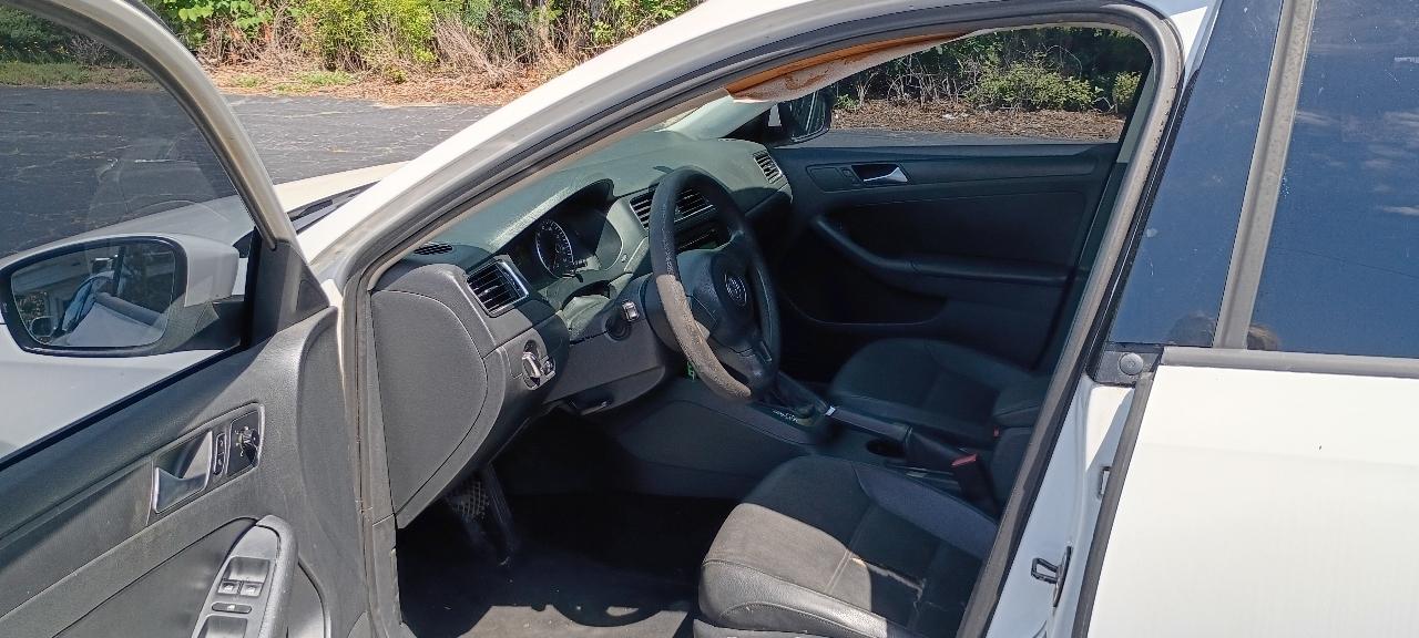 Volkswagen Jetta SE 2012