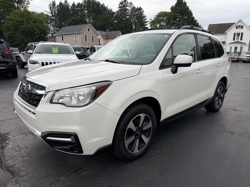 Subaru Forester 2.5i Premium PZEV CVT 2017