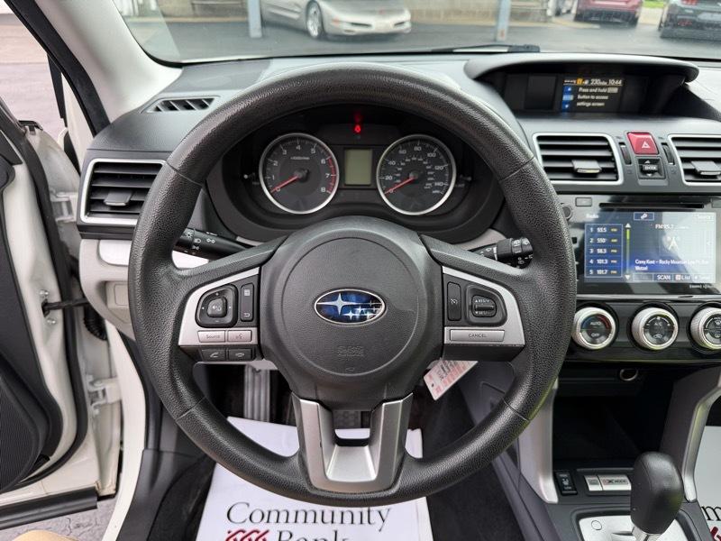 Subaru Forester 2.5i Premium PZEV CVT 2017