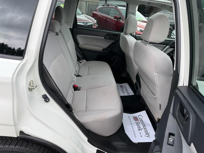 Subaru Forester 2.5i Premium PZEV CVT 2017
