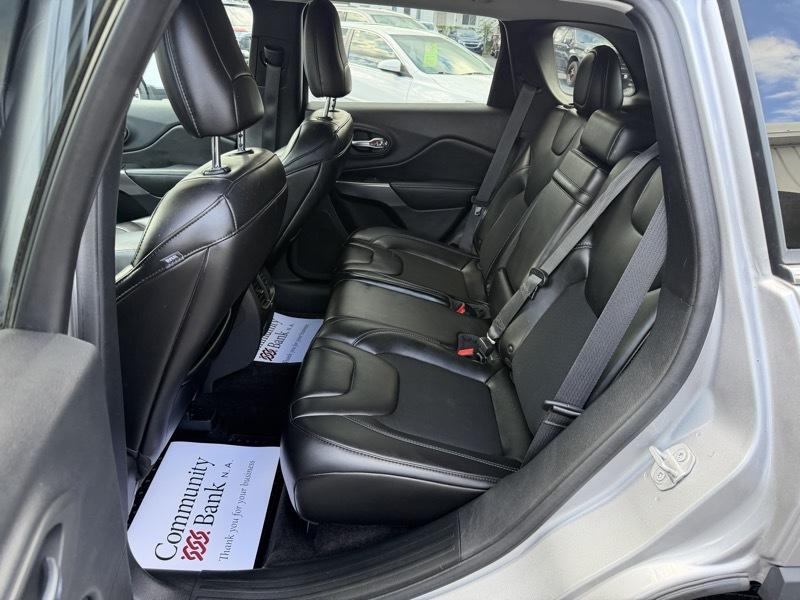 Jeep Cherokee Latitude Plus 4WD 2019