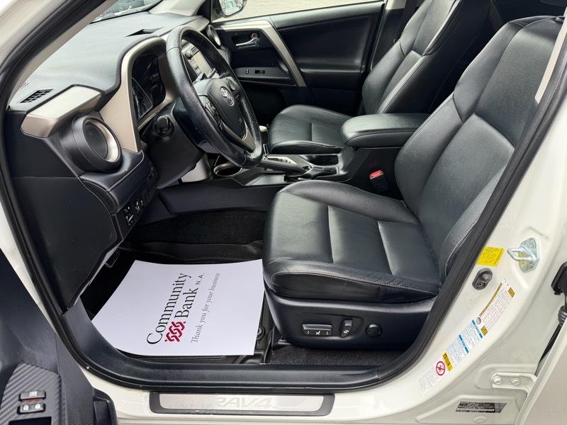 Toyota RAV4 Limited AWD 2015