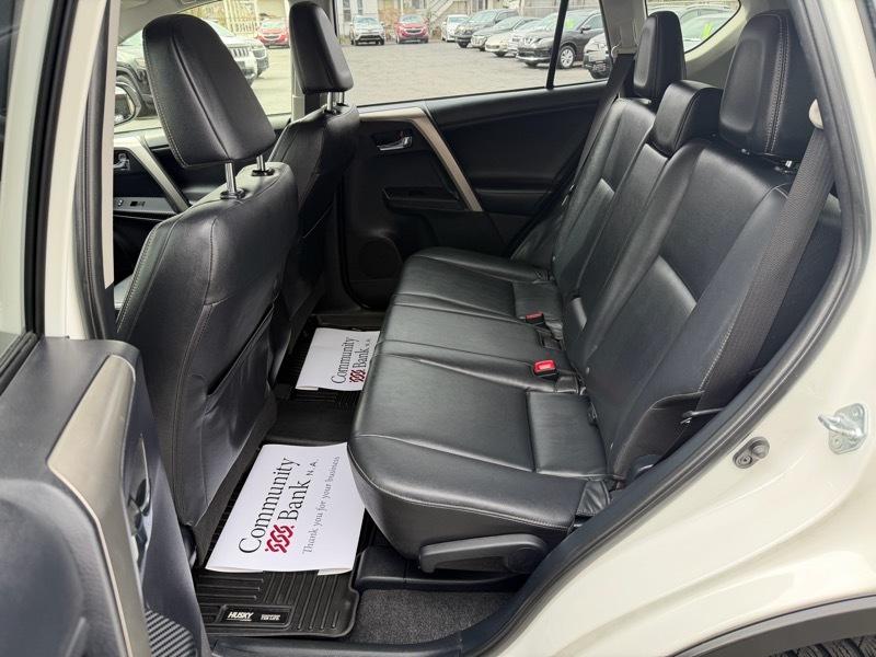 Toyota RAV4 Limited AWD 2015