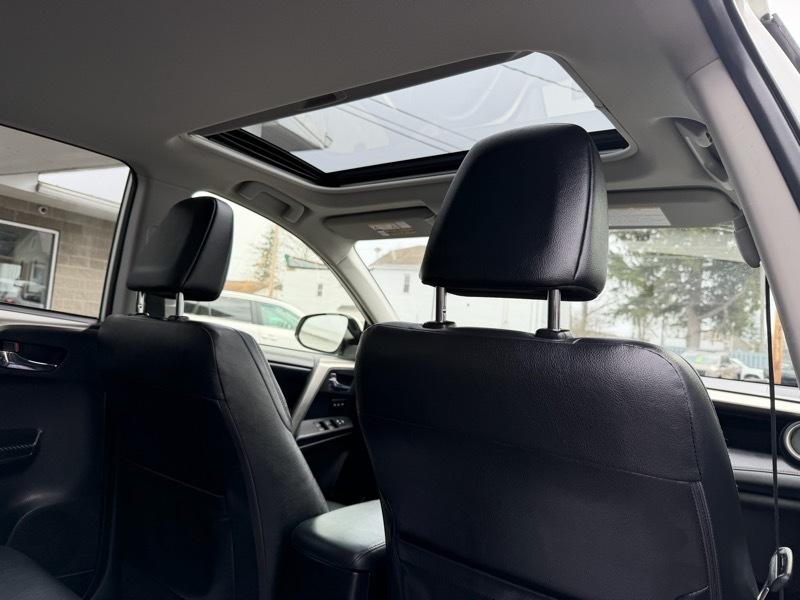 Toyota RAV4 Limited AWD 2015