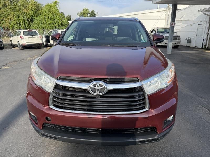 Toyota Highlander XLE AWD V6 2015