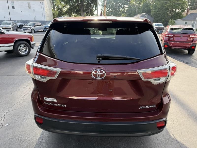Toyota Highlander XLE AWD V6 2015