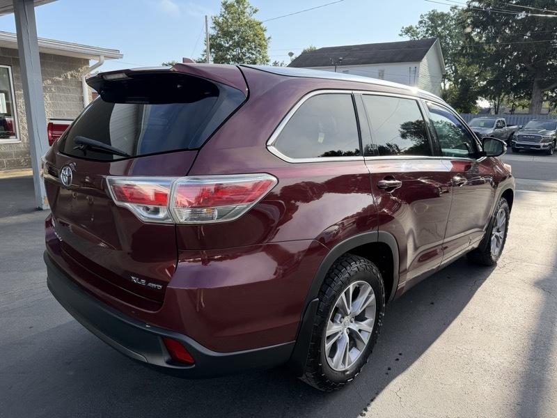 Toyota Highlander XLE AWD V6 2015