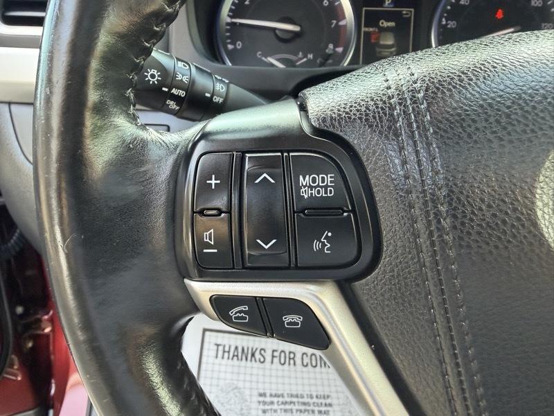 Toyota Highlander XLE AWD V6 2015