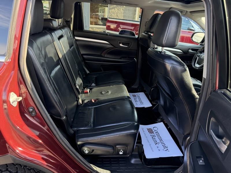 Toyota Highlander XLE AWD V6 2015