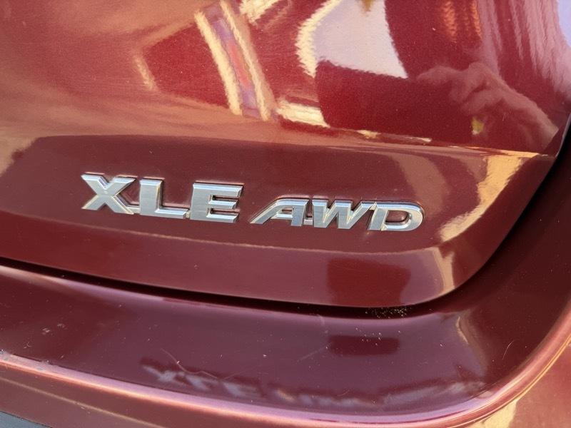 Toyota Highlander XLE AWD V6 2015