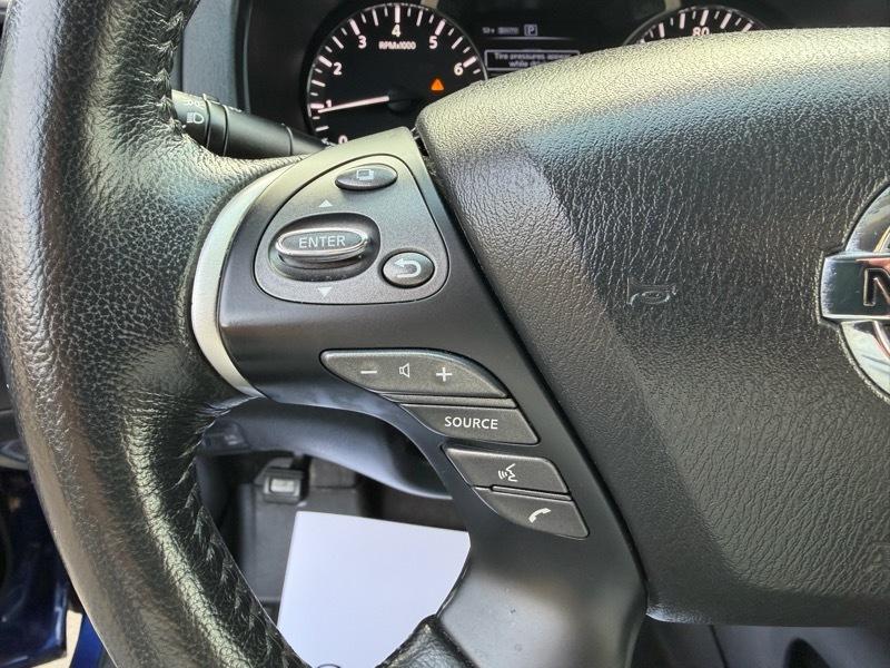 Nissan Pathfinder SL 4WD 2019