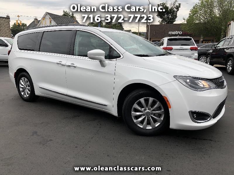 Chrysler Pacifica Touring-L 2017