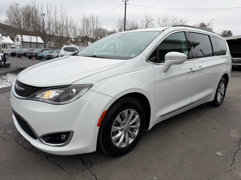 Chrysler Pacifica Touring-L 2017