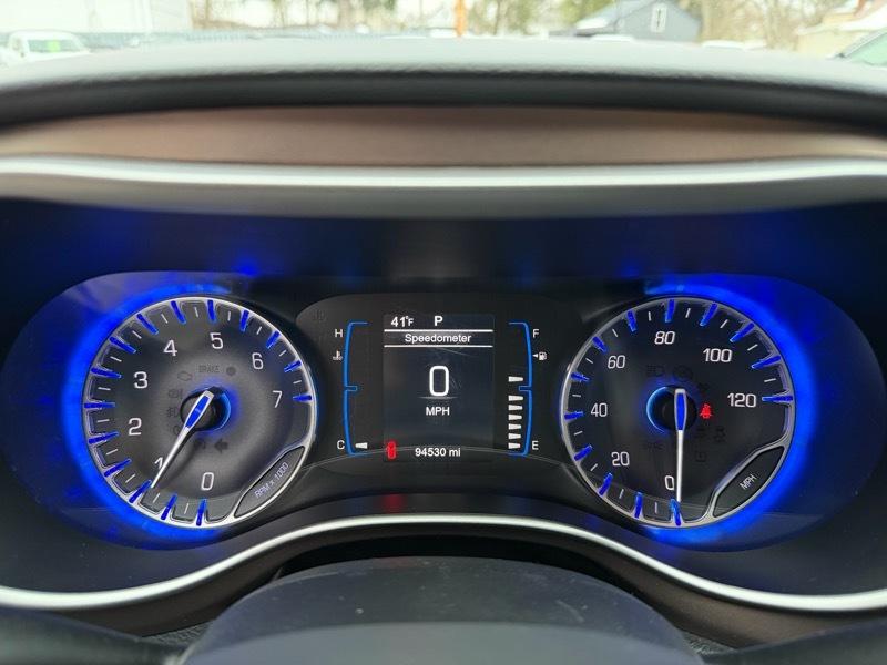 Chrysler Pacifica Touring-L 2017