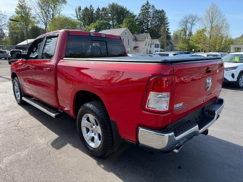 RAM 1500 Big Horn Quad Cab 4WD 2021