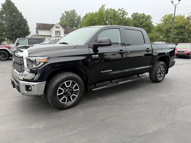 Toyota Tundra SR5 5.7L V8 CrewMax 4WD 2019
