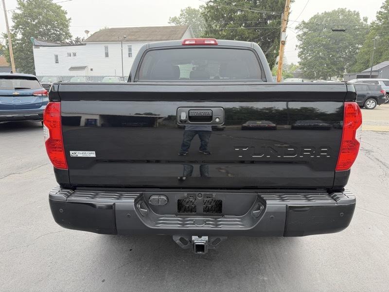Toyota Tundra SR5 5.7L V8 CrewMax 4WD 2019