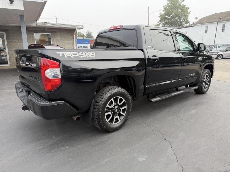 Toyota Tundra SR5 5.7L V8 CrewMax 4WD 2019