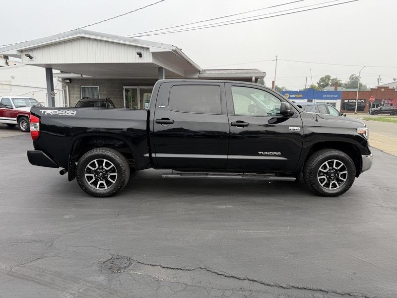 Toyota Tundra SR5 5.7L V8 CrewMax 4WD 2019