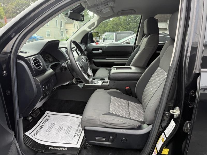 Toyota Tundra SR5 5.7L V8 CrewMax 4WD 2019