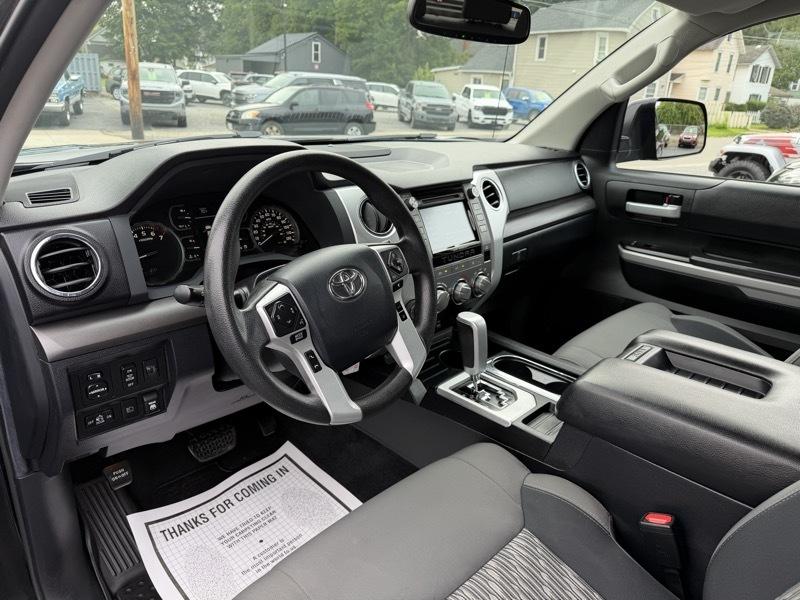 Toyota Tundra SR5 5.7L V8 CrewMax 4WD 2019