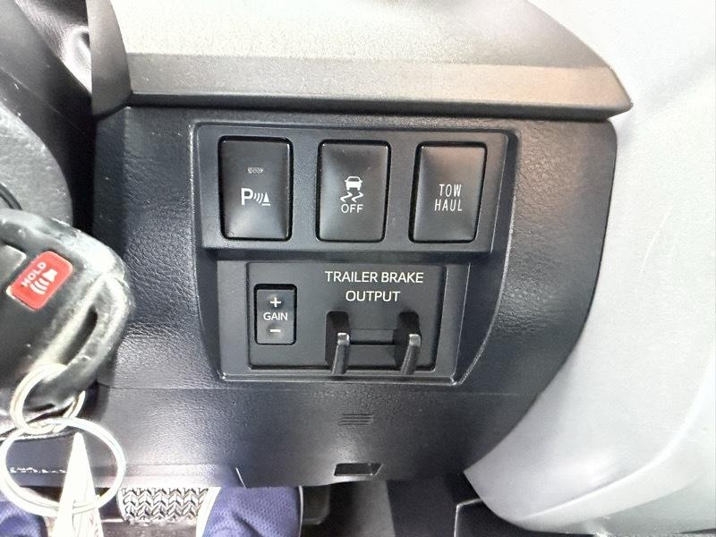 Toyota Tundra SR5 5.7L V8 CrewMax 4WD 2019