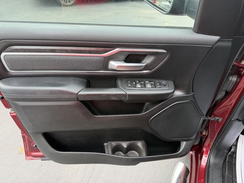 RAM 1500 Big Horn Crew Cab SWB 4WD 2020