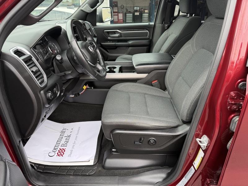 RAM 1500 Big Horn Crew Cab SWB 4WD 2020