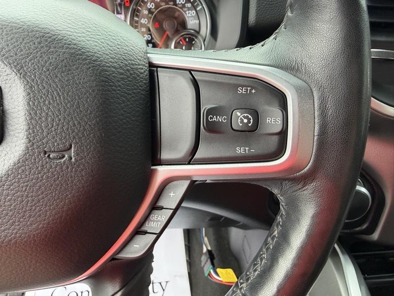 RAM 1500 Big Horn Crew Cab SWB 4WD 2020