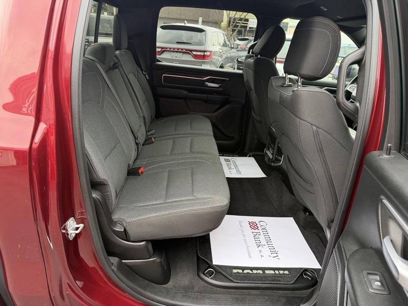 RAM 1500 Big Horn Crew Cab SWB 4WD 2020