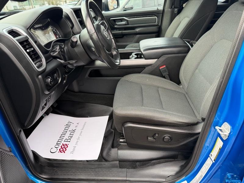 RAM 1500 Big Horn Quad Cab 4WD 2022