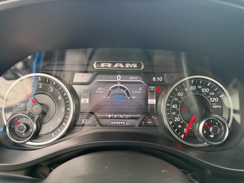 RAM 1500 Big Horn Quad Cab 4WD 2022