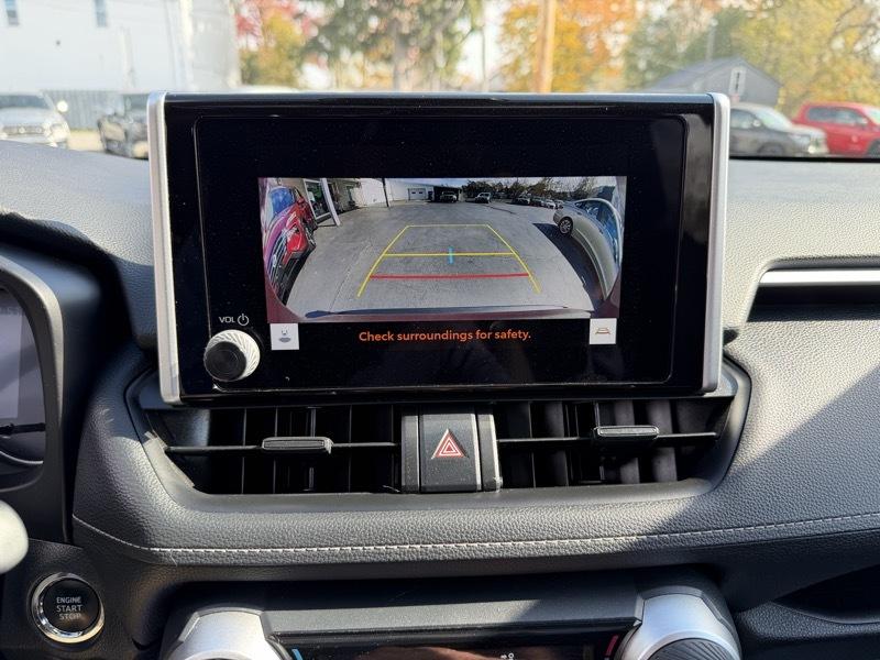 Toyota RAV4 XLE AWD 2024